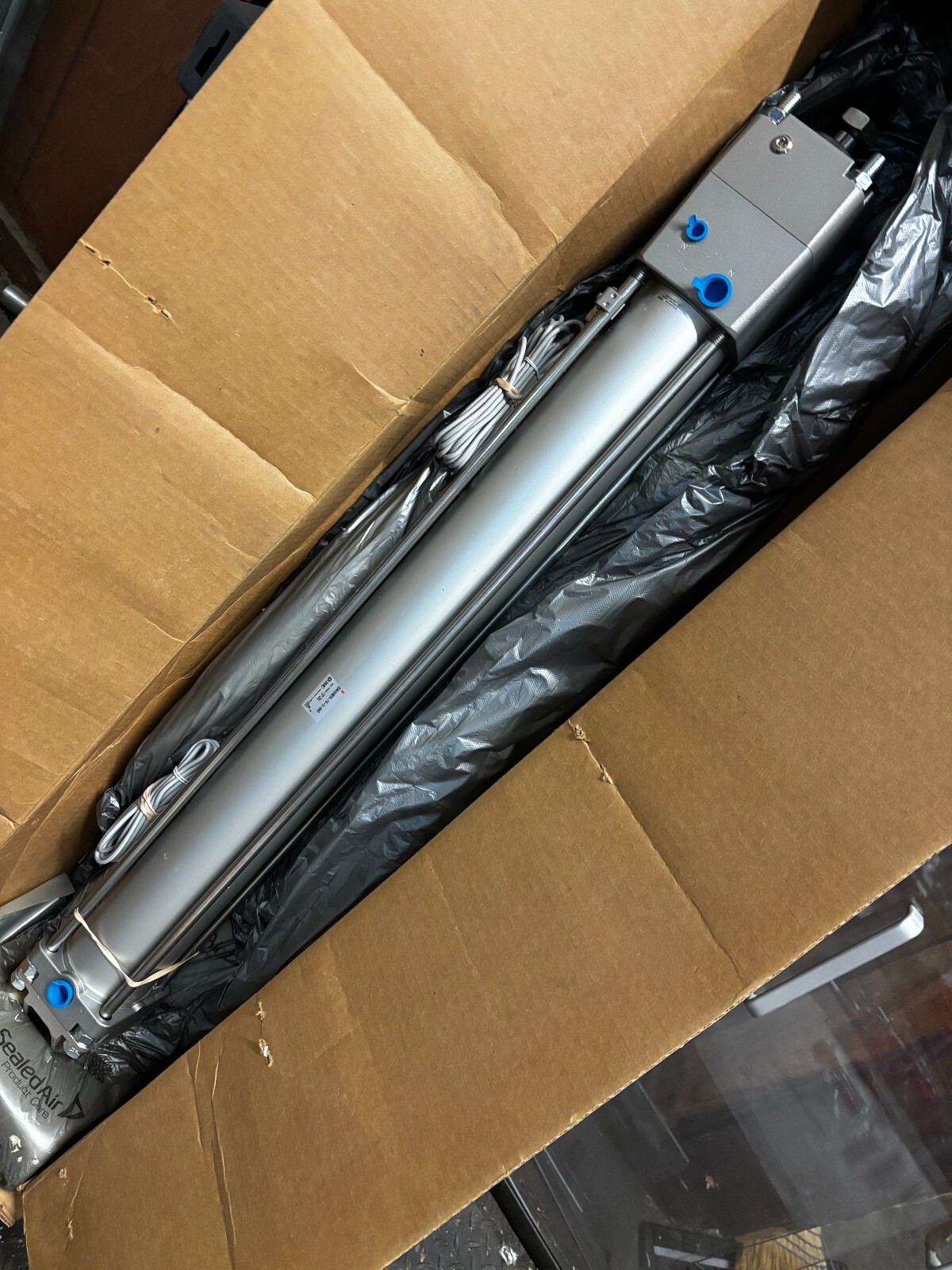 SMC CDNA2D80TN-710-D-A54Z DOUBLE ACTING, SINGLE ROD CYLINDER W/CNA2-80TND-UA 🎯