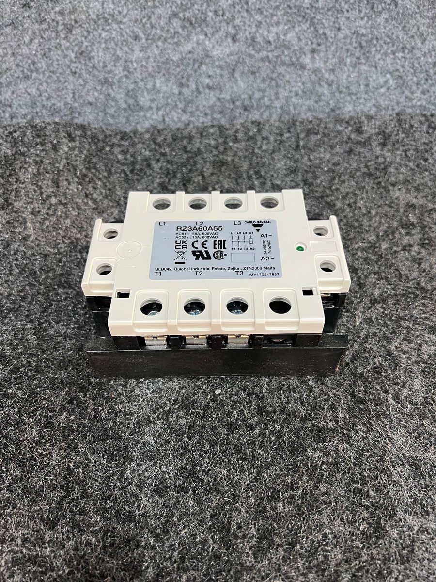 CARLO GAVAZZI RZ3A60A55 Solid State Relay 55A 600VAC