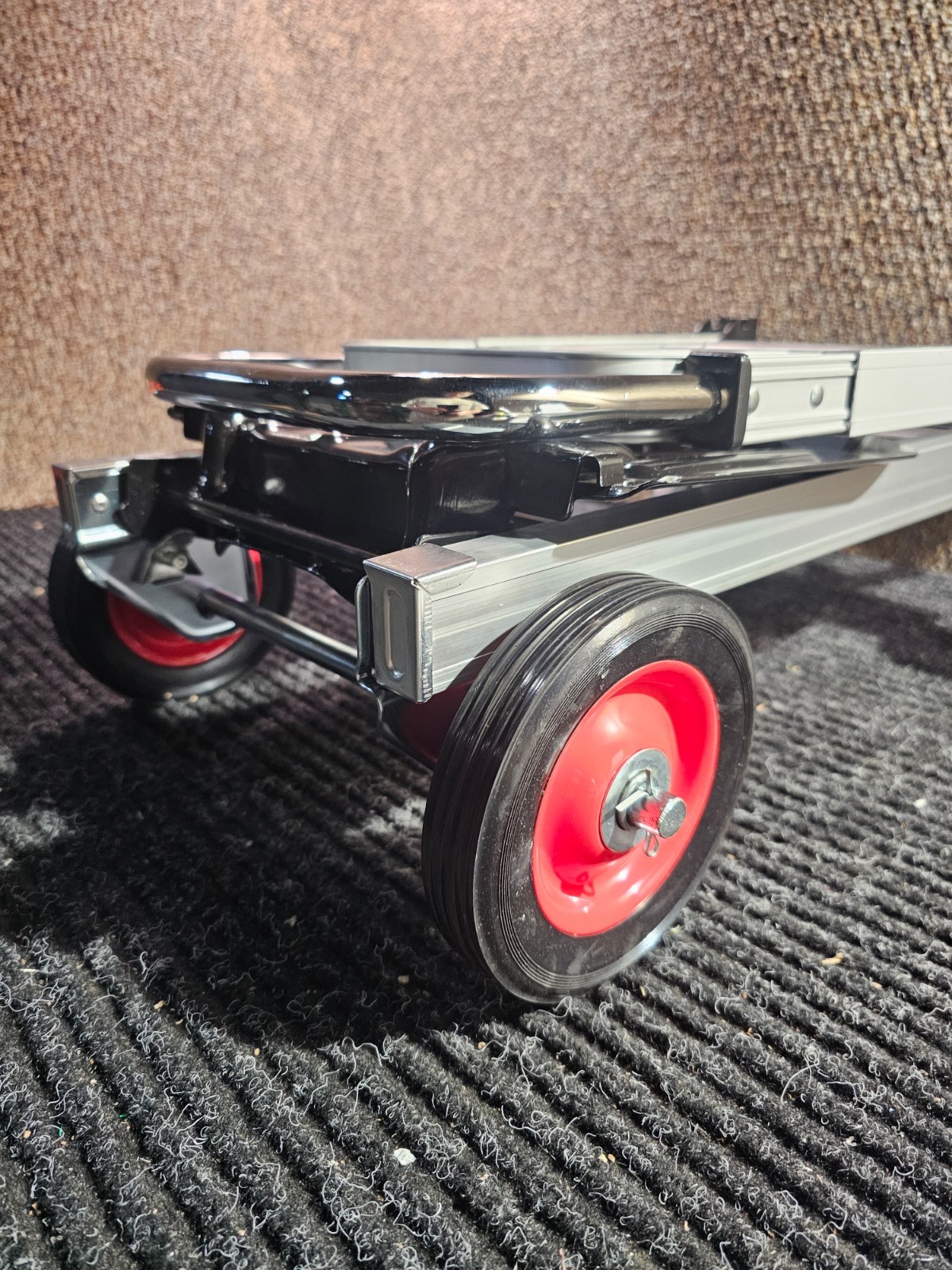 VEVOR Aluminum Hand Truck 2 in 1 Folding Dolly Cart 400 lbs Capacity Heavy Duty