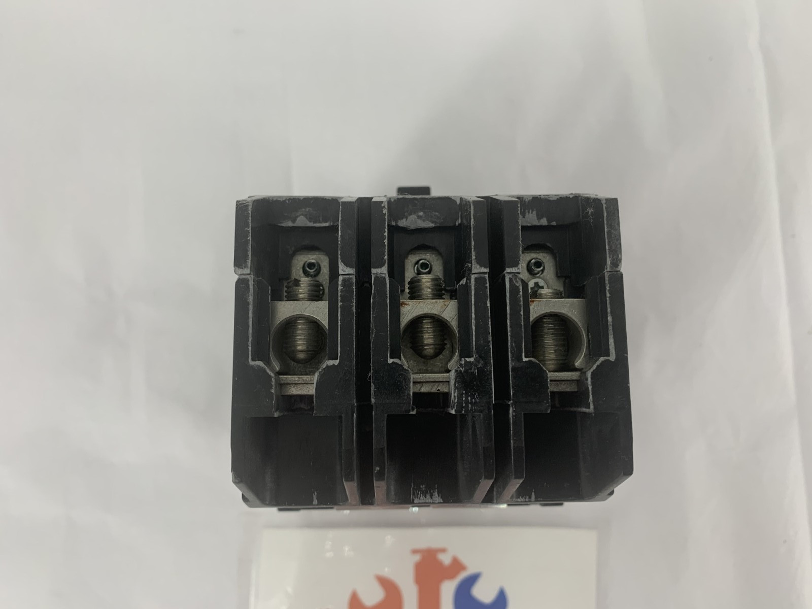 General Electric TEY340 40A 3P 480Y/277VAC Bolt-On Molded Case Circuit Breaker