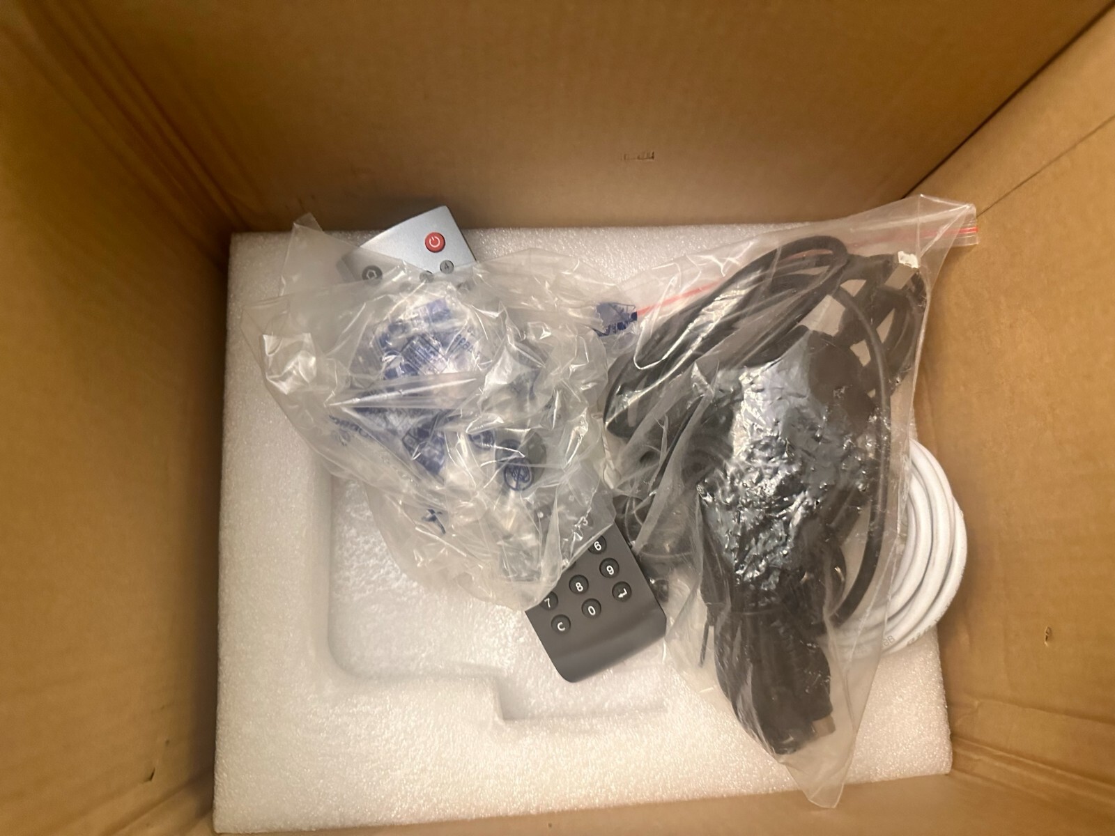HuddleCamHD Lecturer Auto Tracking Camera HC20X-SIMPLTRACKLITE with NDI HX