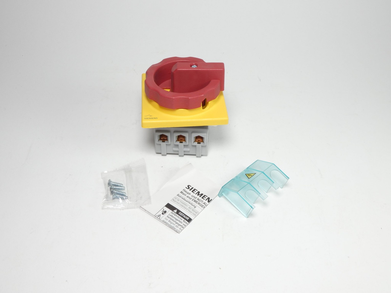 Siemens 3LD2504-0TK53 Switch Disconnector 3P 63A 400V 22kW – NEW Surplus!