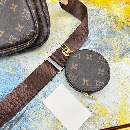 Louis Vuitton Monogram Brown Crossbody Bag w/ Adjustable Strap & Coin Purse