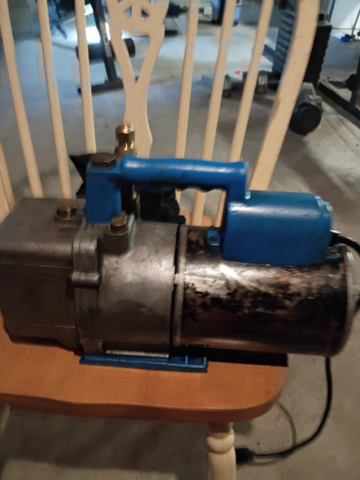 Robinair 15600 6cfm 2 stage HVAC Vacuum Pump