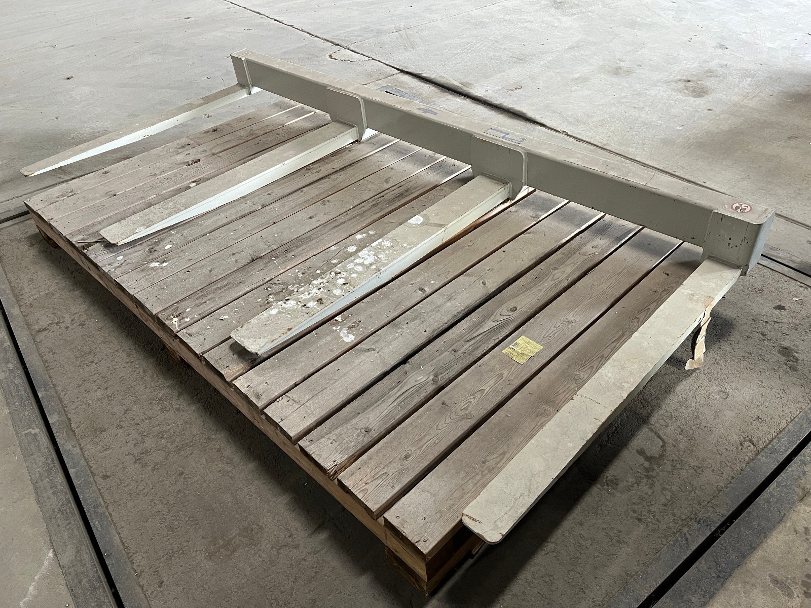 Heavy Duty Forklift Four Fork Attachment for Building Material Bundles