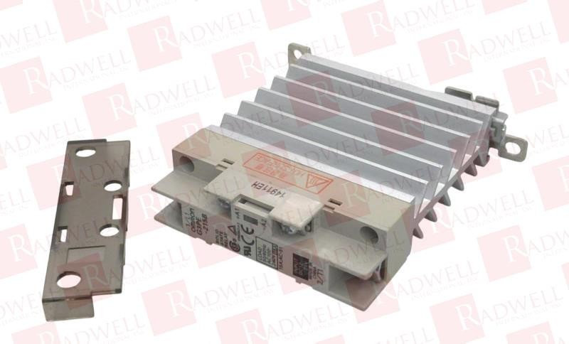 OMRON G3PE-215B DC12-24 / G3PE215BDC1224 (USED)