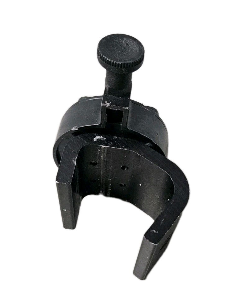 Medfusion 3500 4000 22-1050-51 Pole Clamp Rotating Mount