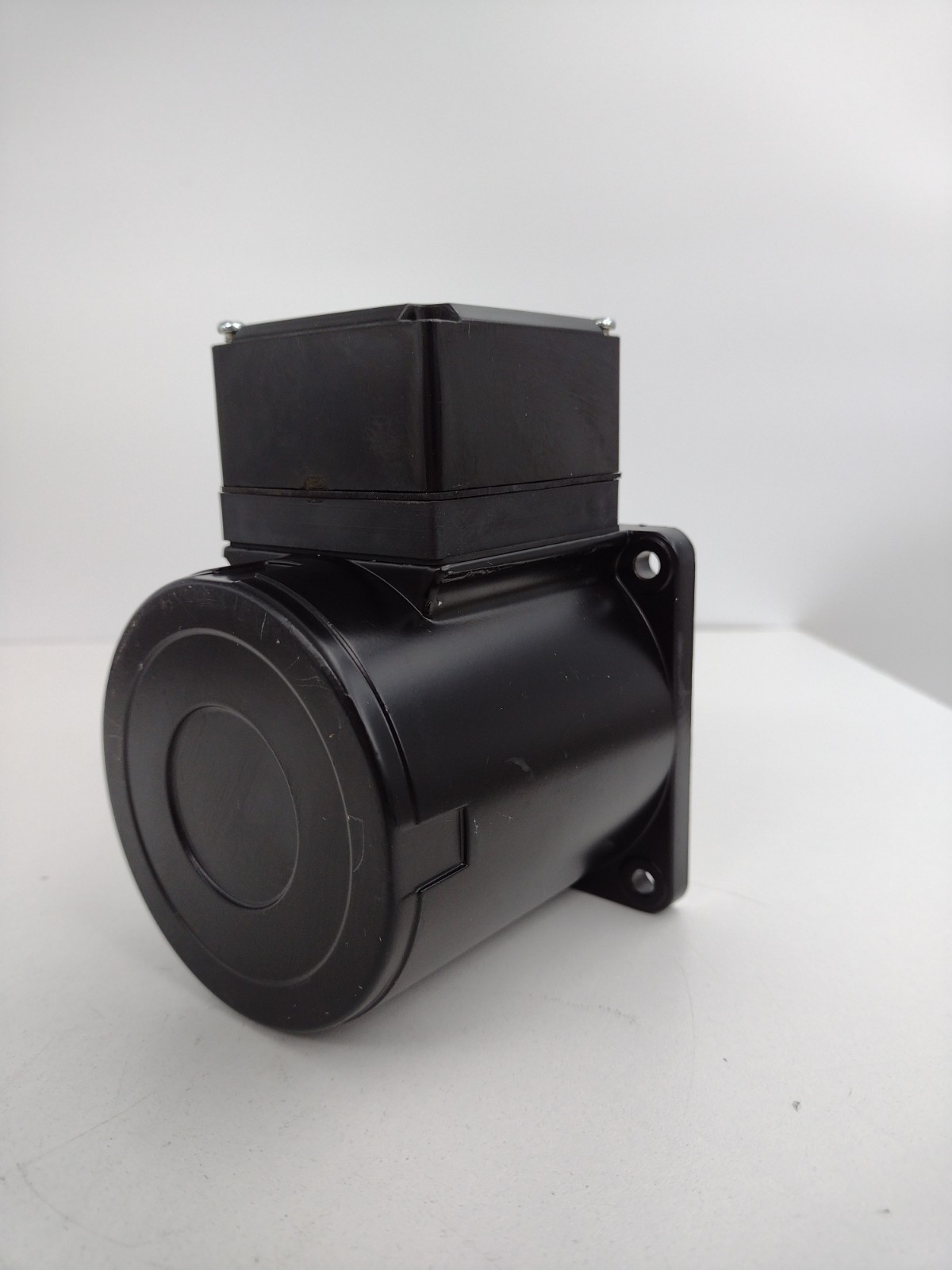 *** STC Sertec TIM-H8A25SPQ302 Induction Motor 25W 100V 1200/1450RPM w two screw