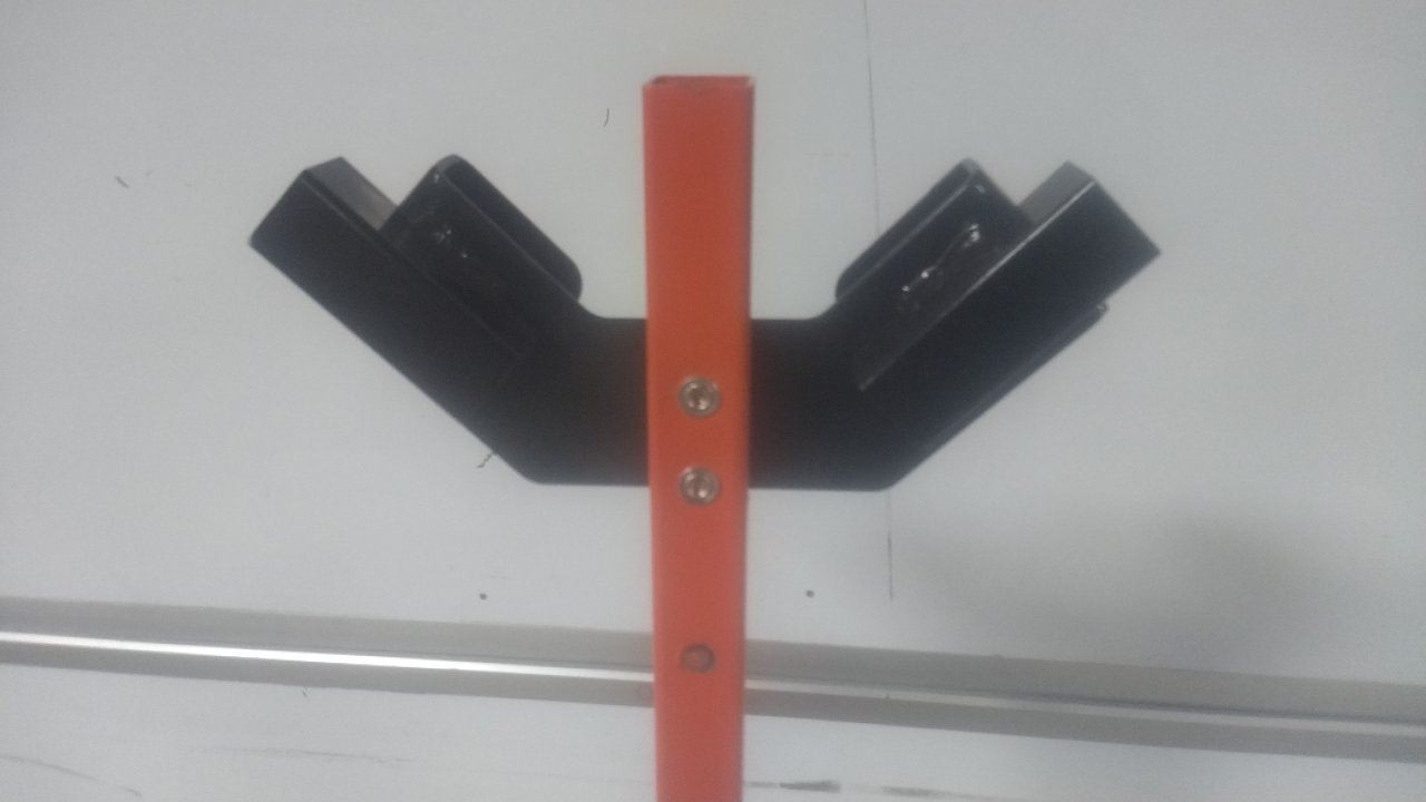 Dicke T155 36 x 36 In, 48 x 48 In Compatible Sign Size Tripod Sign Stand (BW)