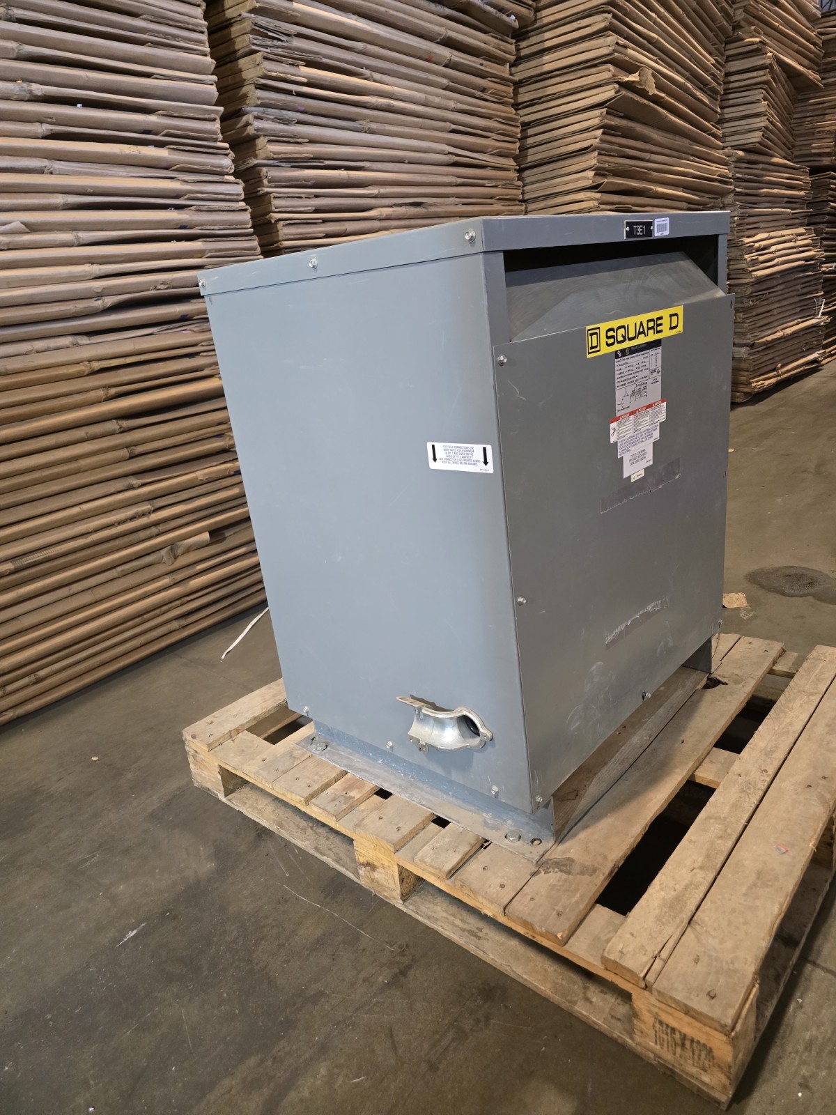 Square D 112.5 KVA Transformer 480V to 208Y/120V 3PH EE112T3HCU Copper CU