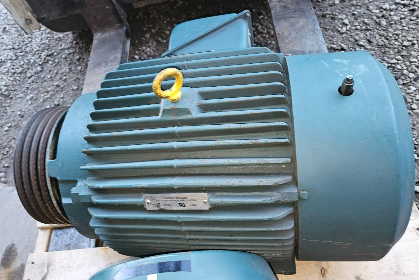 40 Hp Reliance E-Master AC Electric Motor 01MLF85786, 324T Frame 230/460V, 3 ph