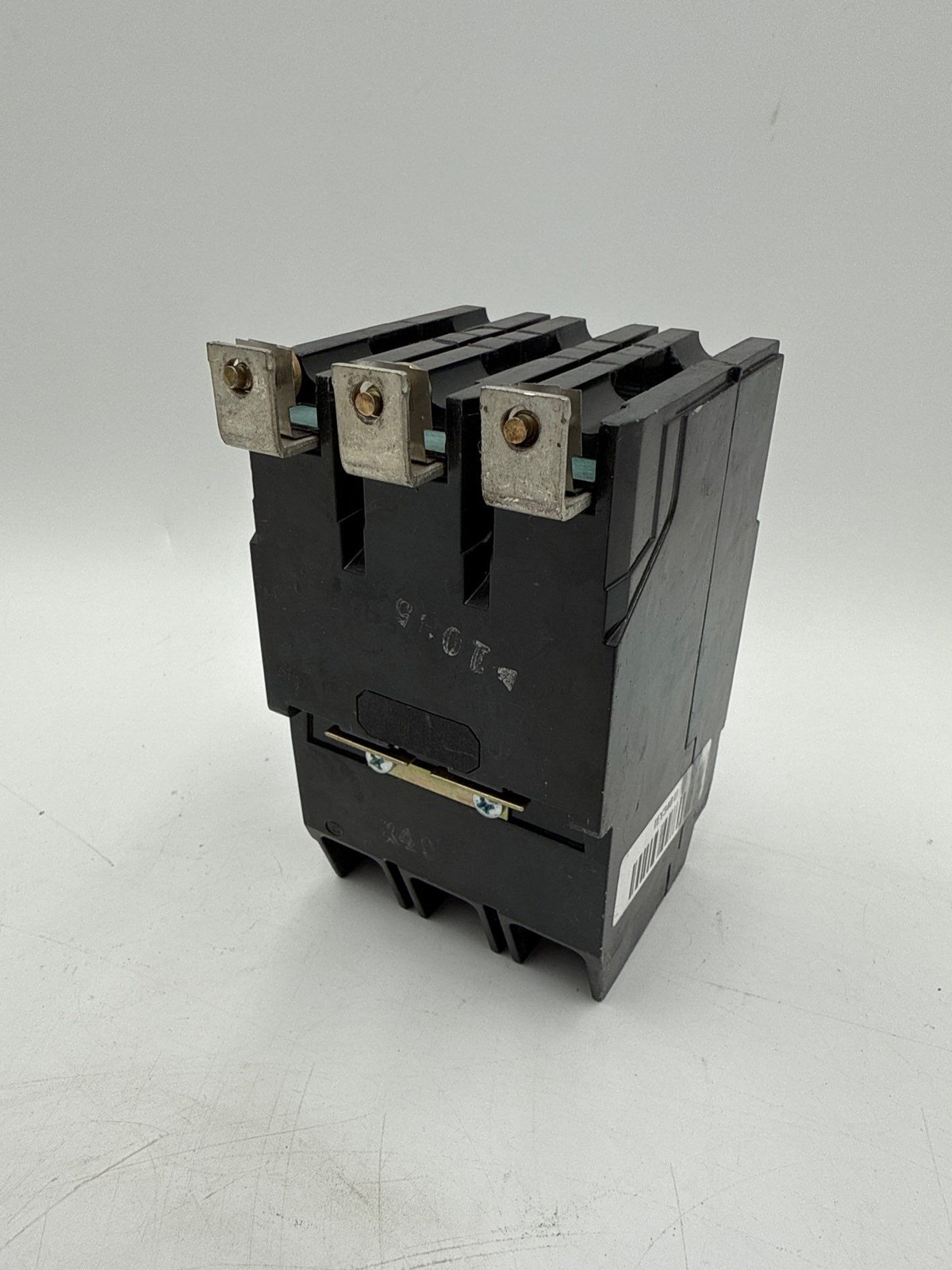 General Electric TEY340 Circuit Breaker 40A 3P 480V TEY 3PH 3 pole 40 Amp Used