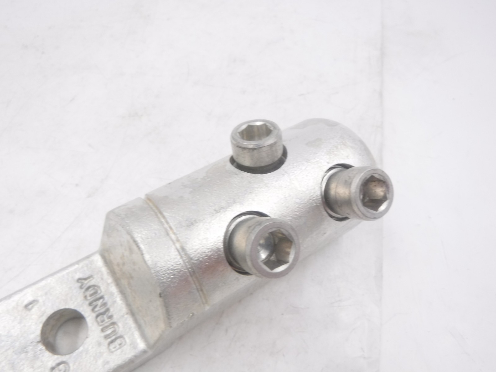 Burndy 2 hole 600-750kcmil Qikshear Shear Bolt Lug KASB39U2N