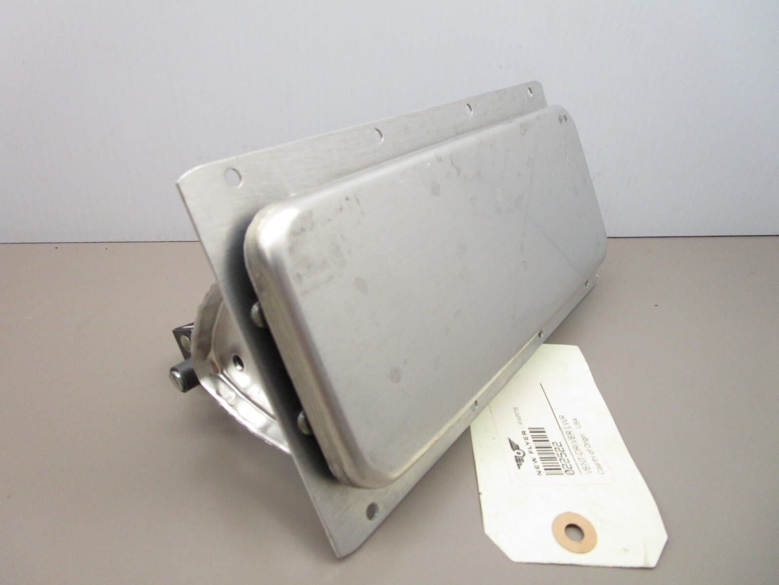 New Flyer 022522 Vent Lower Drivers Side 9″ x 5″