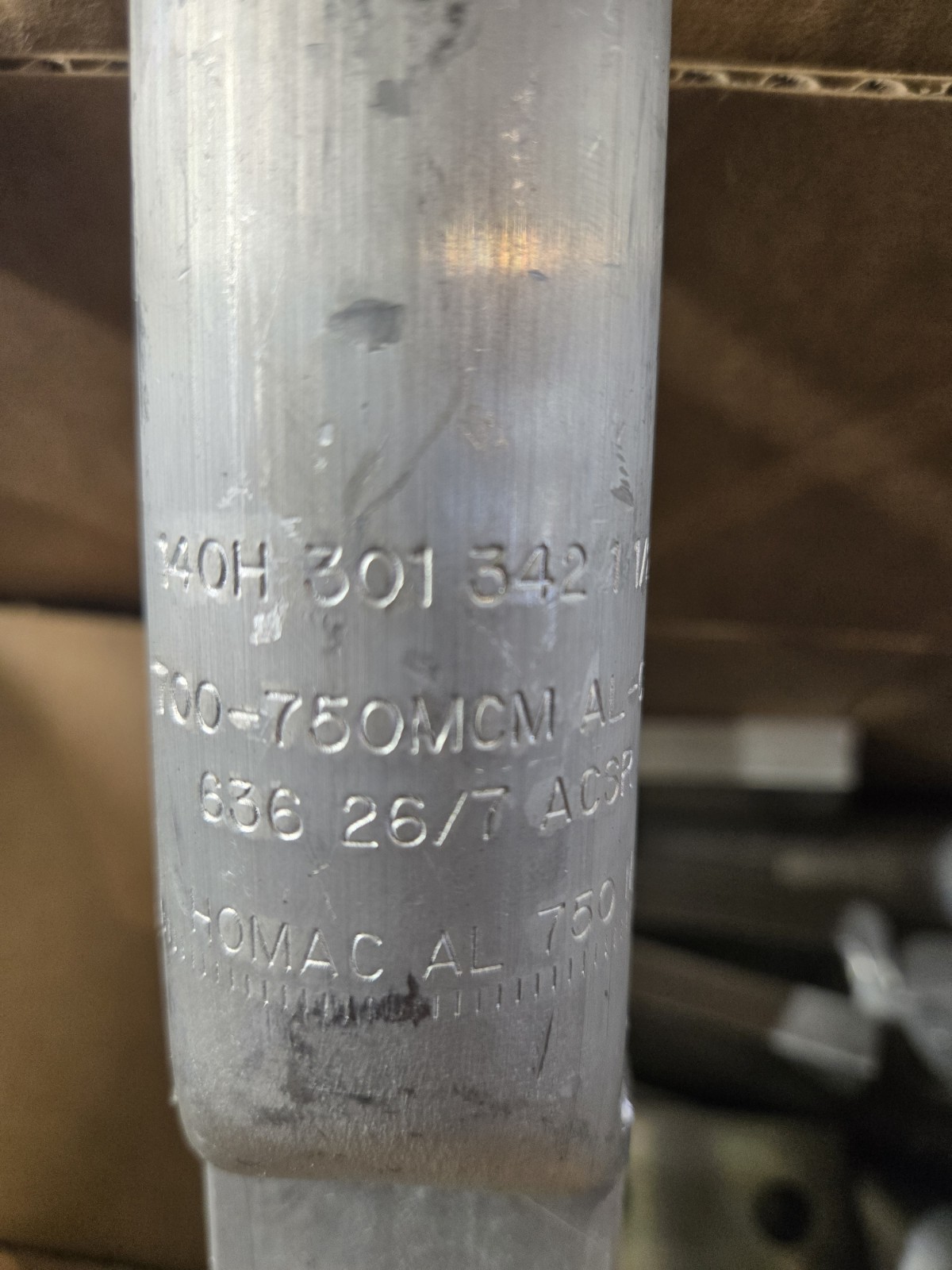Homac 2081-750 Aluminum Compression Lug 750kcmil 2-Hole NEMA Pad AL-CU 1/2″ Bolt