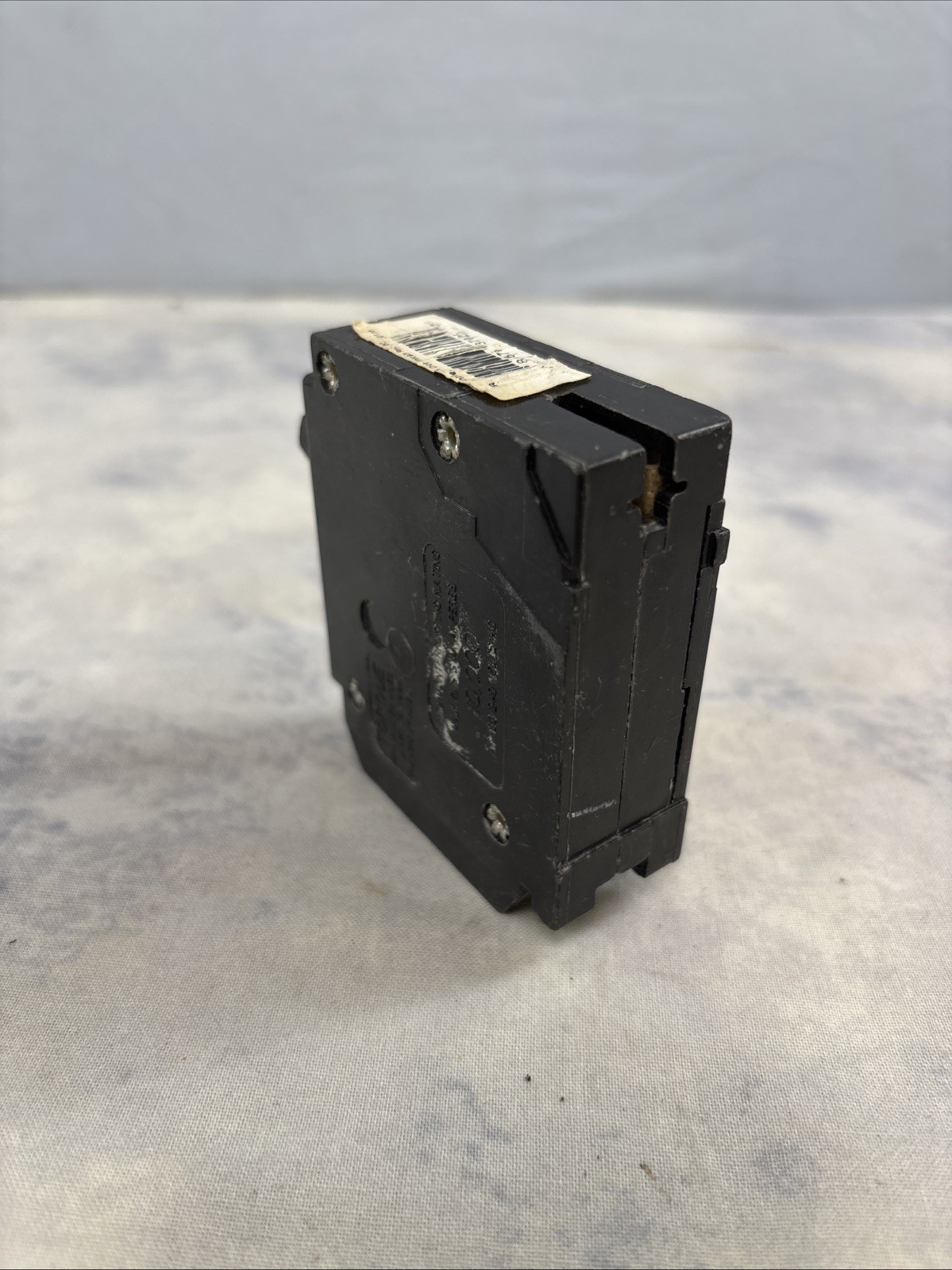 BR2020 20/20 Amp 2 Pole 120/240V Type BRD,A&DNPL Circuit Breaker