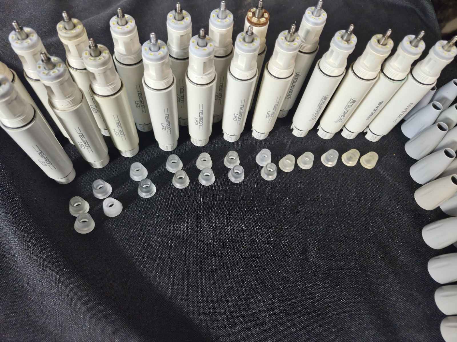 1 Acteon Newtron LED Scaling Handpiece ****Piezotome 2 or Implant Center 2****