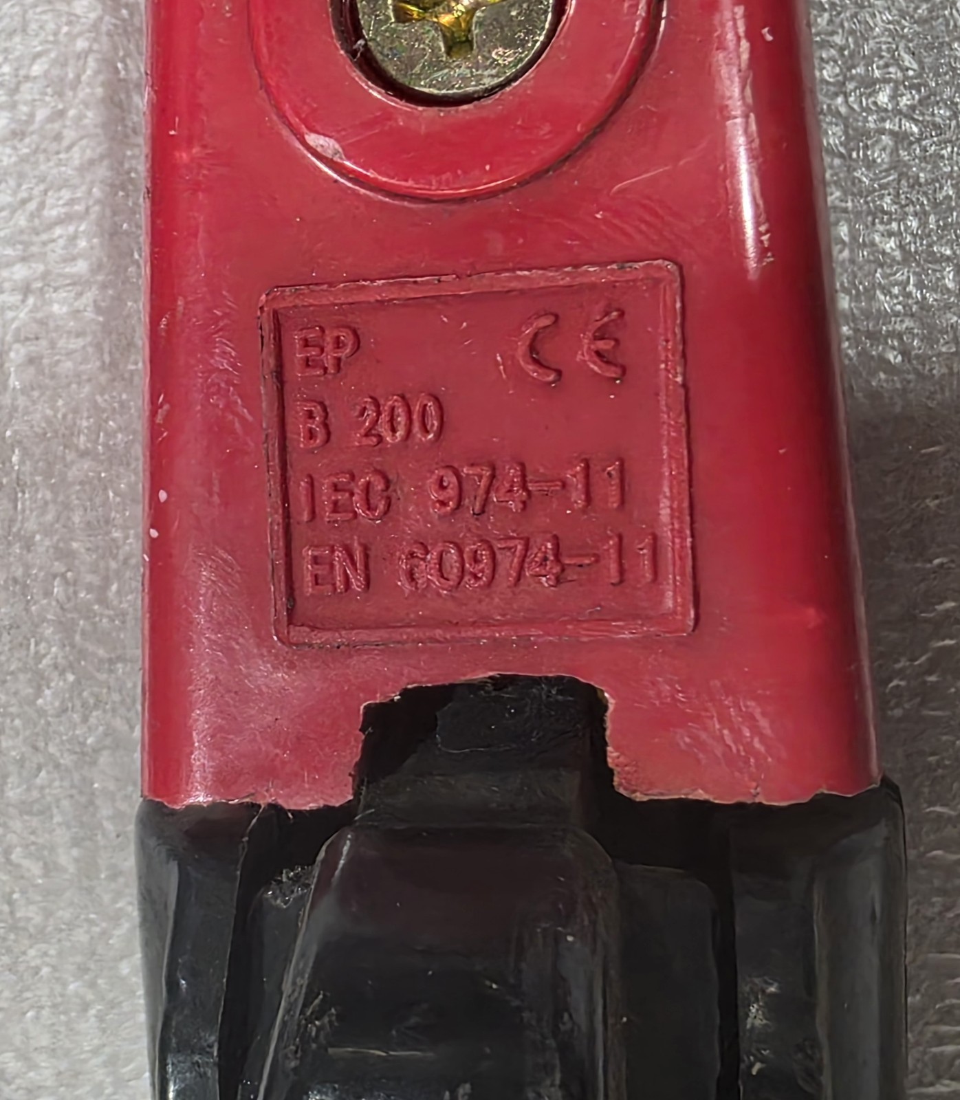 Stick Electrode Holder CE EN60974-12 300 Amp 10 feet of easy flex cable