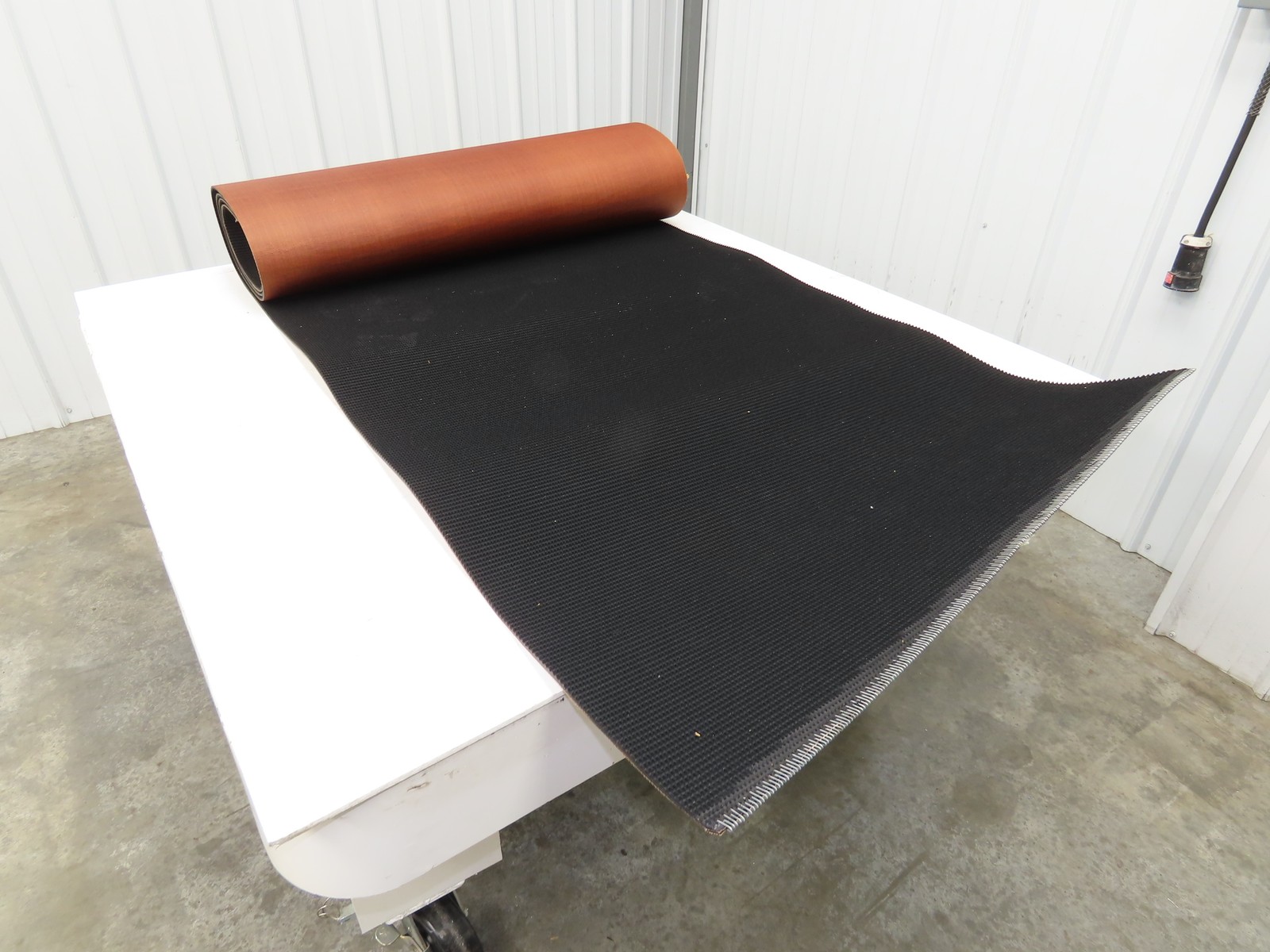 34″W x 12′ 4″ Grip-Top Incline Conveyor Belt Laced 2-Ply Black Rubber PHR2-160