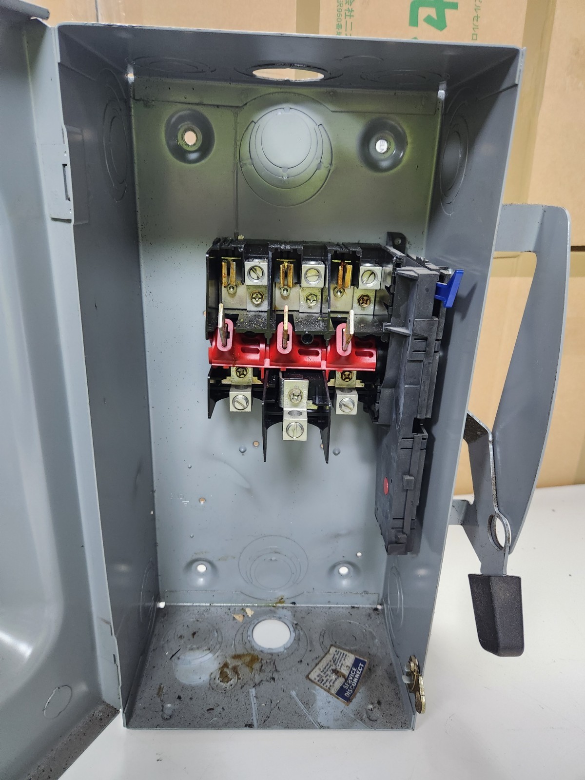 😎 SQUARE D 100 AMP NON-FUSED SAFETY SWITCH 240 VAC 3 PHASE 30 HP DU323
