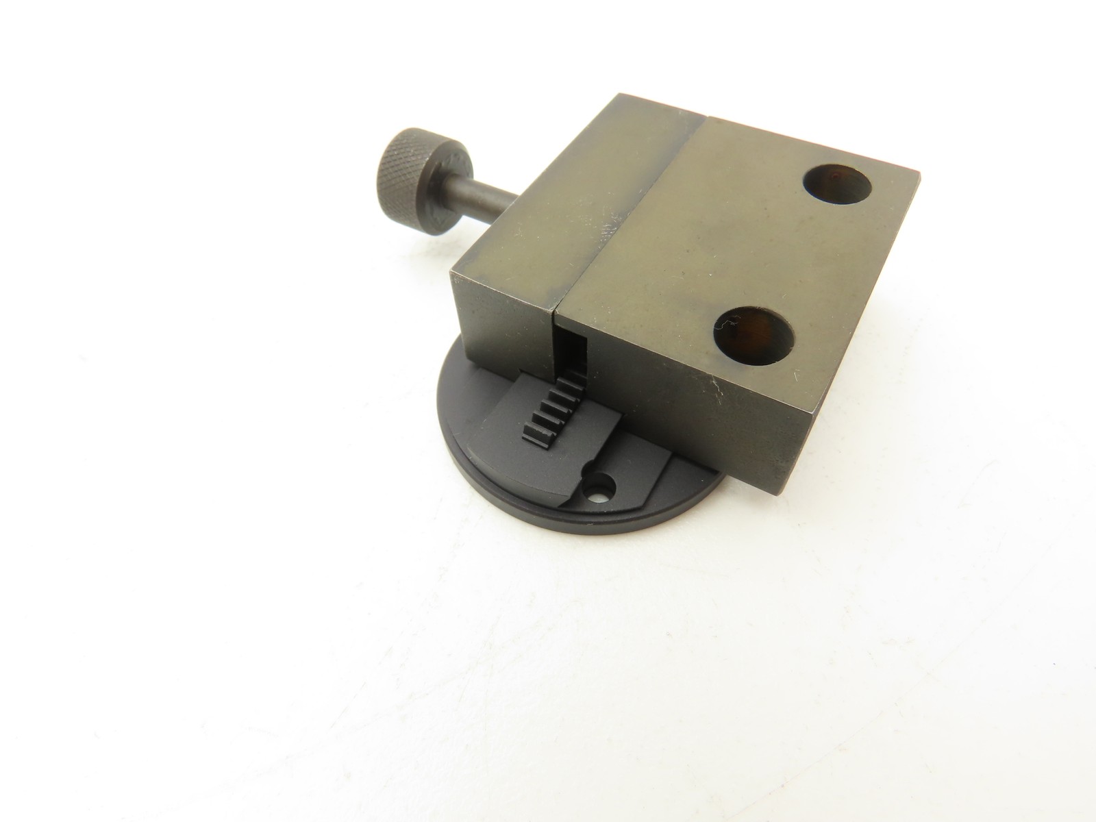 Mahr Federal 2203132 AGD1 Dial Indicator Mounting Bracket Adjustable Slide
