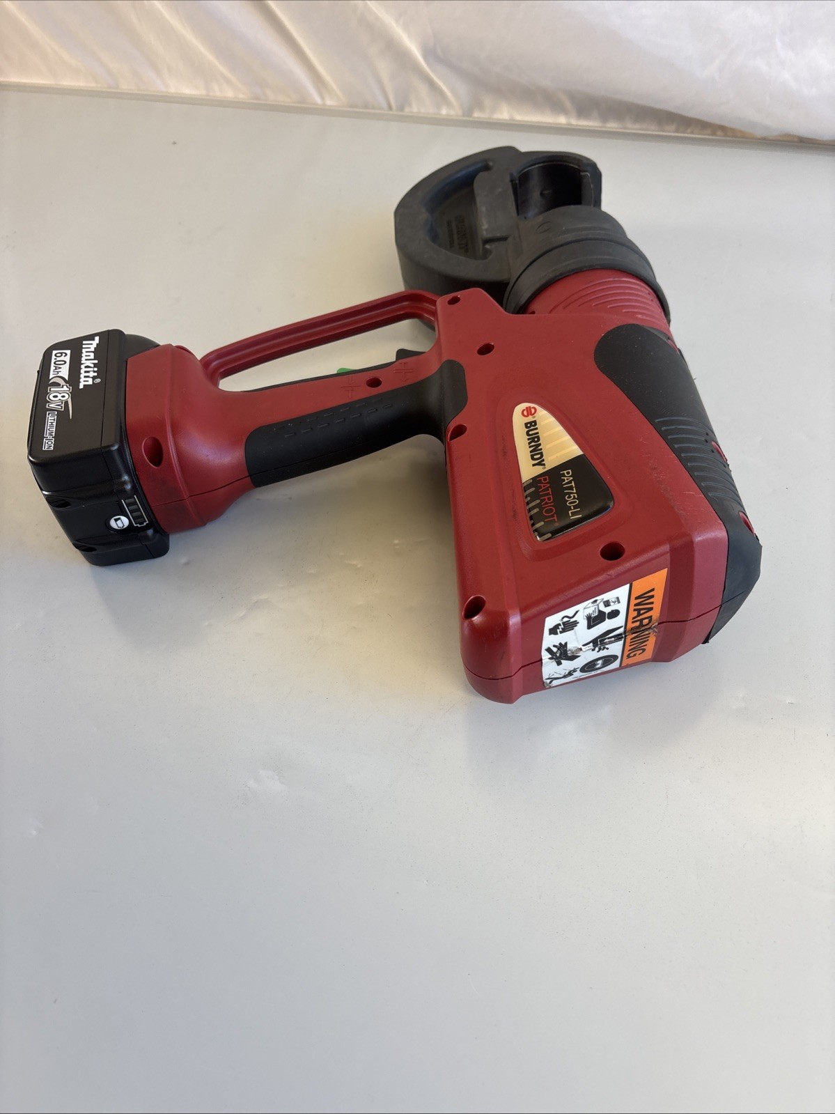 Burndy PAT750-LI Patriot Hydraulic NEW 6Ah Batteries Rubber Head Crimping Tool