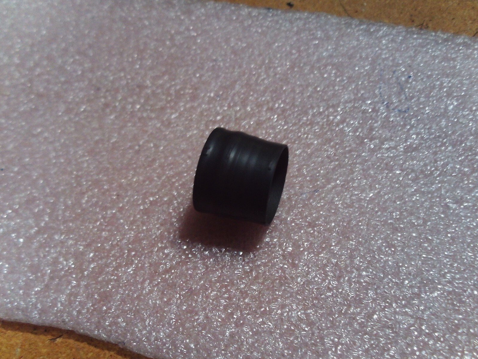 RAYCHEM HEATSHRINK SEMI-RIGID MOLDED BOOT # 202D121-3/86-0 NSN: 5970-01-186-3982