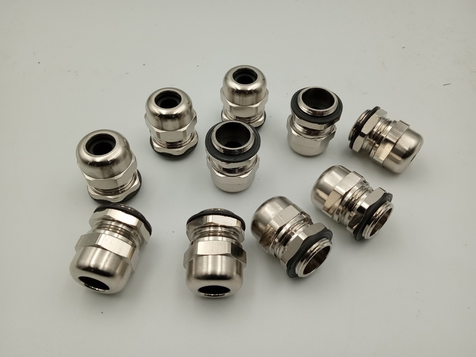 Lot of 10 – Metal M20 Weatherproof Cable Gland Cord Grip for 5-10mm Cable -RR