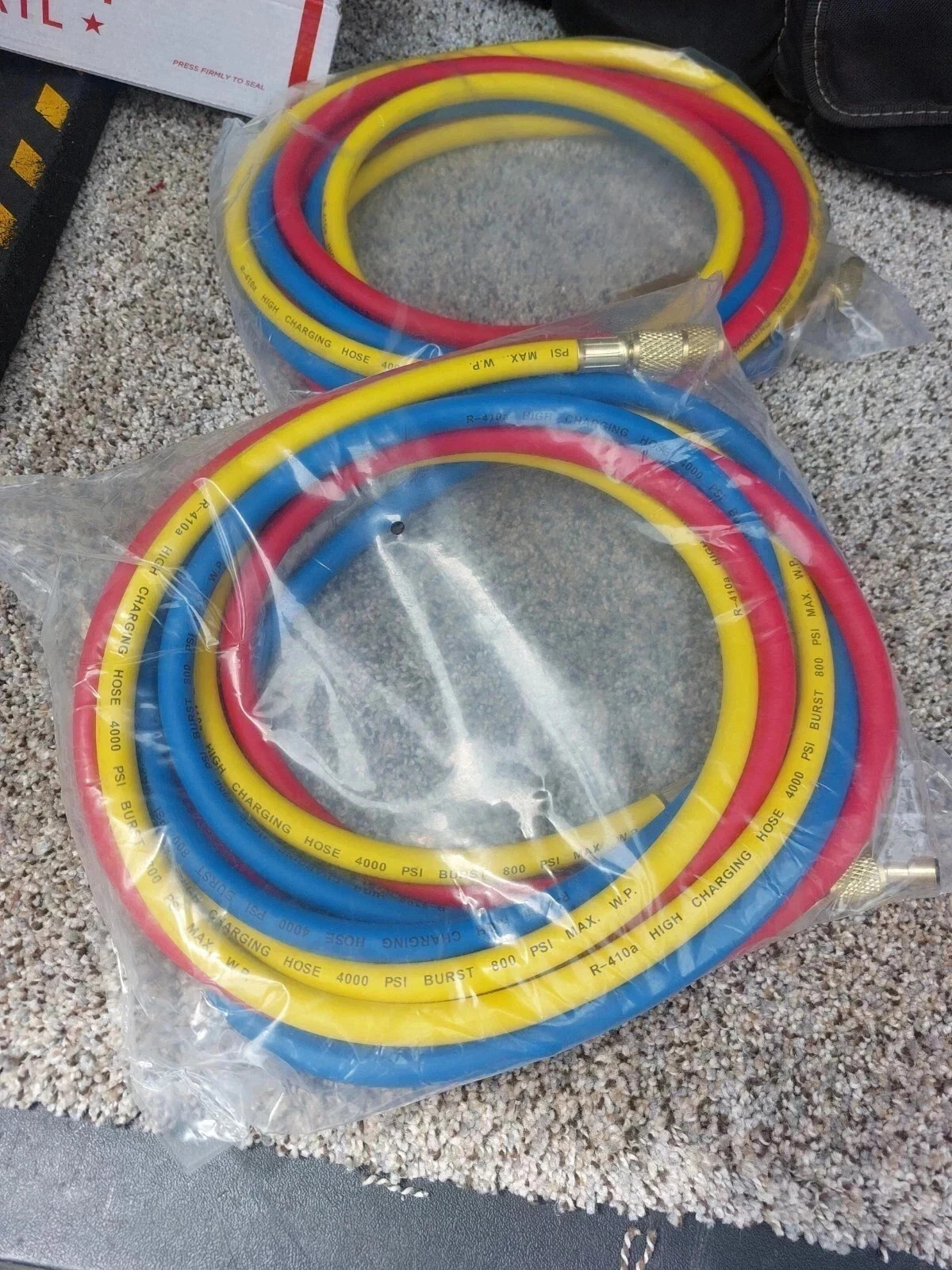 Yellow Jacket 29986 Plus II 1/4″ Hose with Compact Ball Valve 72″ (Pack of 3) US