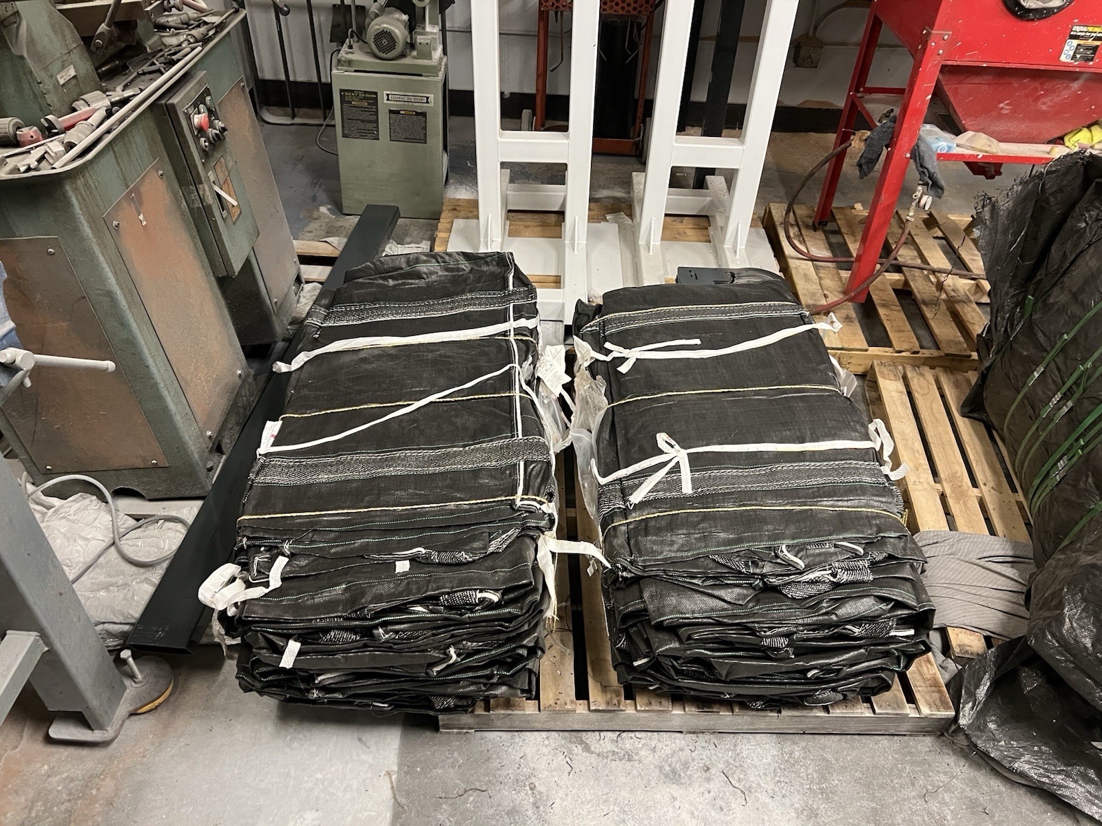 New 3000 lb Cap Duffel & Spout 35x35x40″ FIBC Tote Bulk Bag Super Sack 50 Ct.
