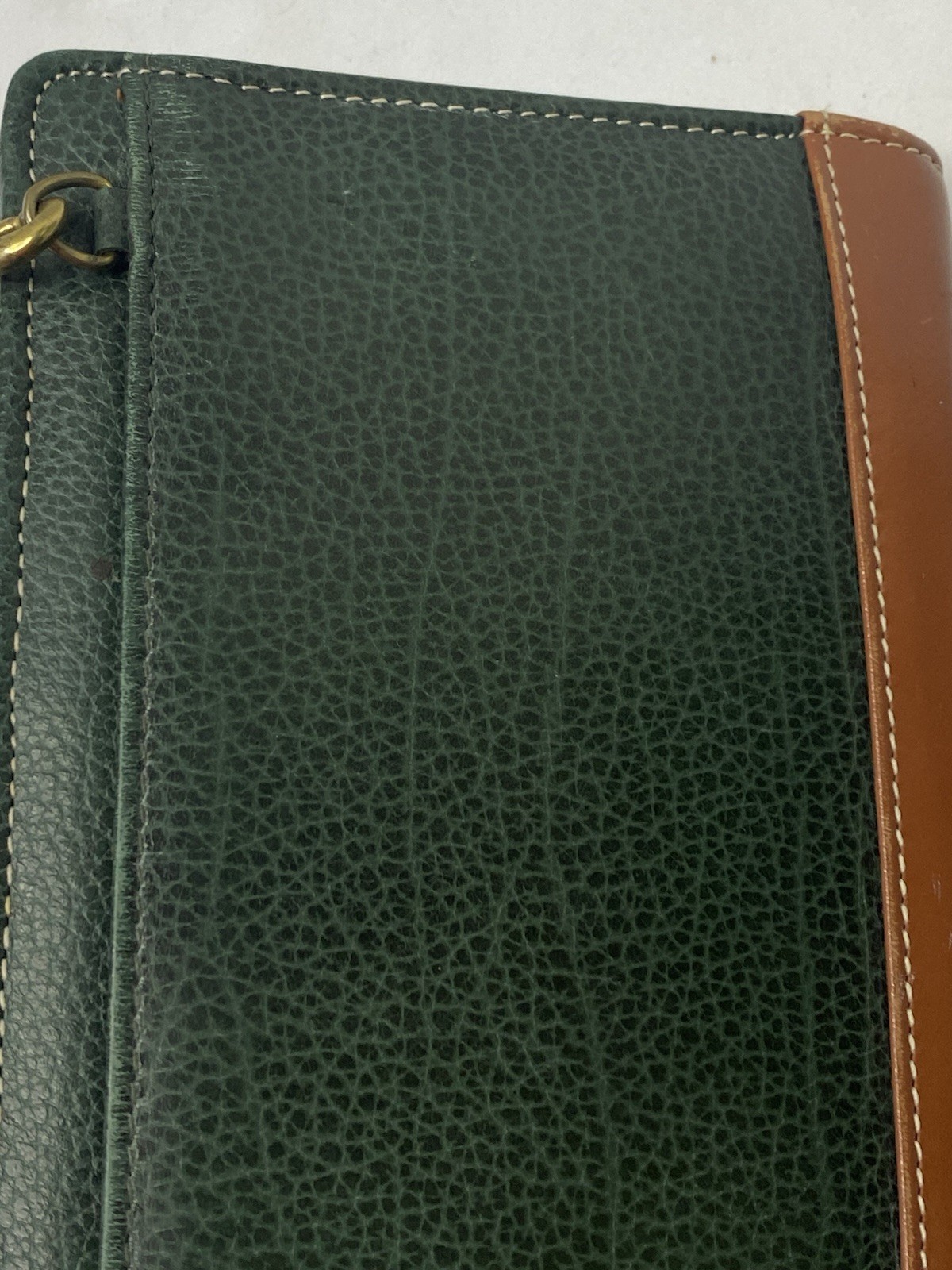 VINTAGE FRANKLIN QUEST ZIP PLANNER LEATHER GREEN/BROWN W/ADJ STRAP 6-1″ RINGS