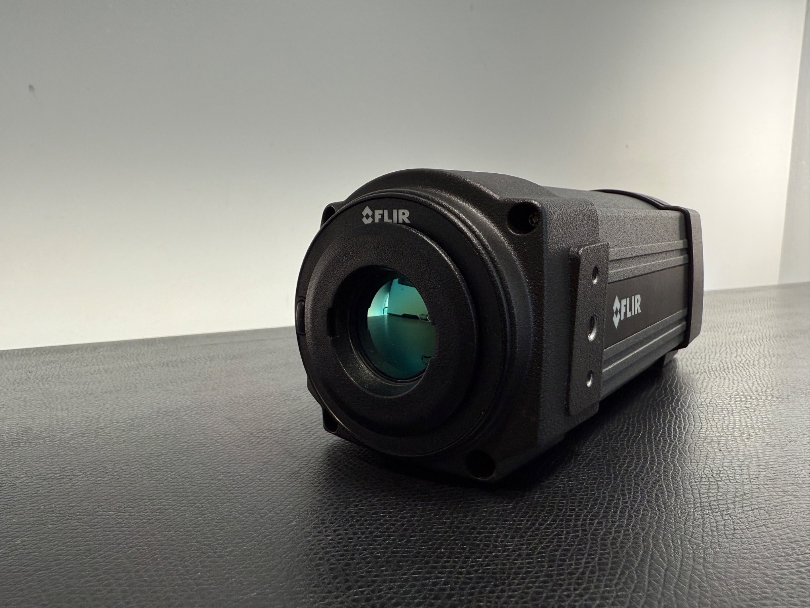 FLIR A320 30Hz Thermal Camera Infrared A325 A300 A615 A655 E4 E8 E75 T640