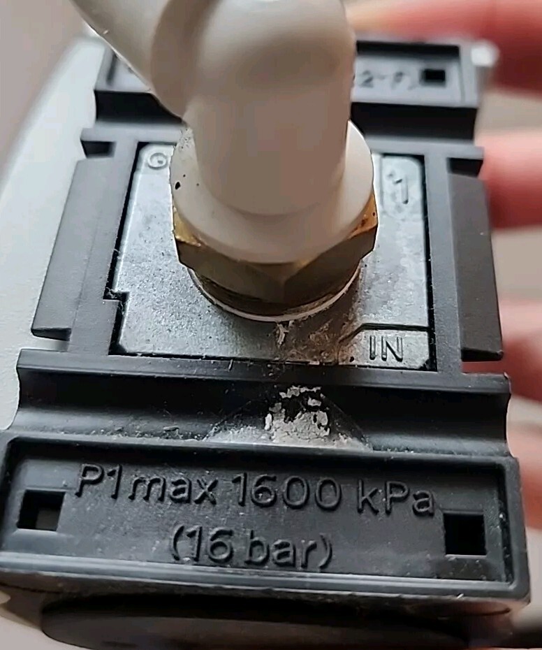 SOPRA PNEUMATIC KBAM-434, Valve: Tmax: 50C (122 F), P1 max: 1600 kPa