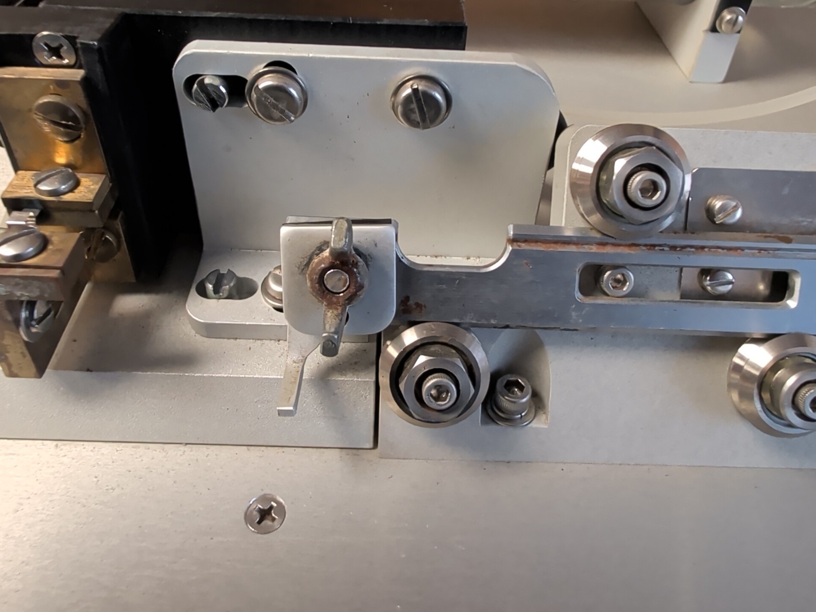 Sutter P-87 Micropipette Puller – FOR PARTS – Powers On / Garbled Display – READ