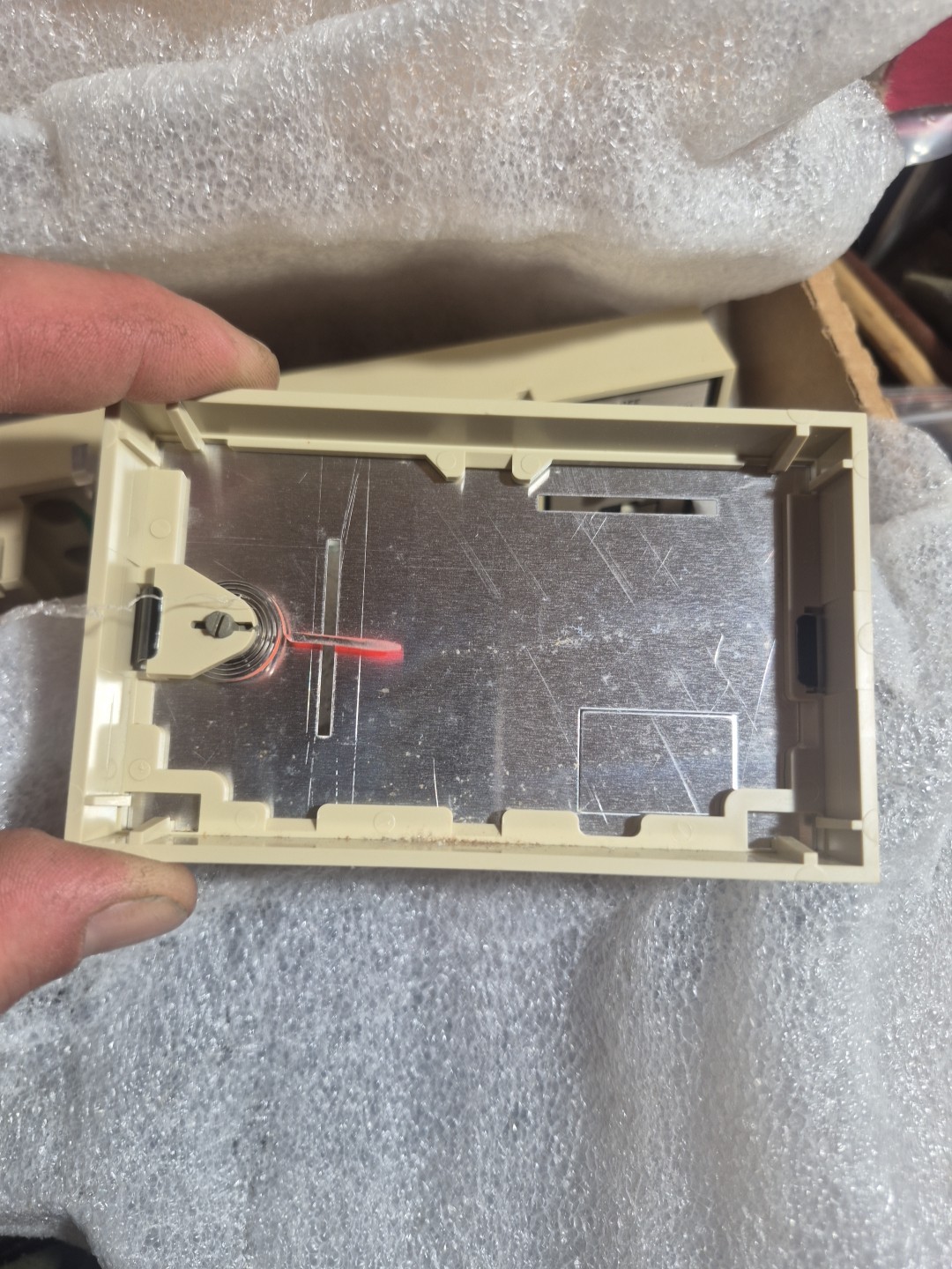 New Goodman HPT18-60w Heat Pump Thermostat multi-stage Manual Changeover