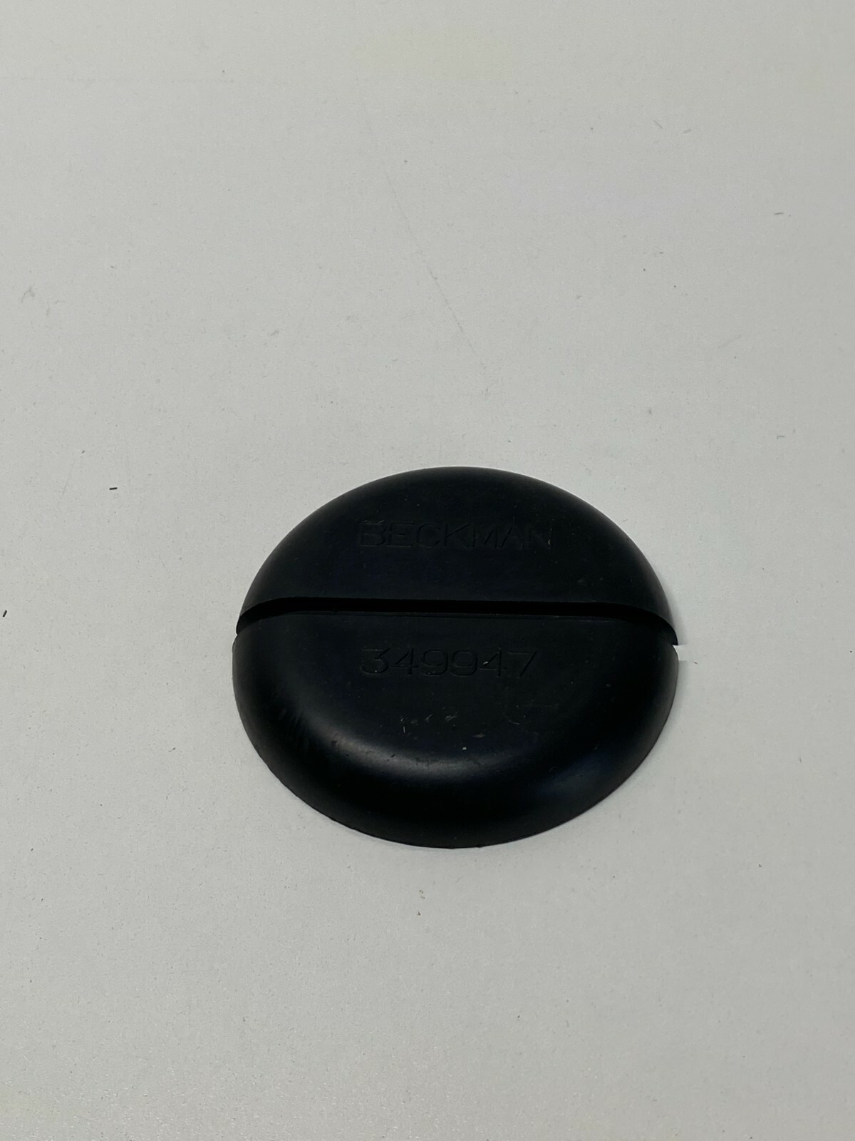 J12: Beckman 349947 Centrifuge Adapter Pad
