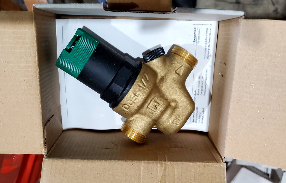 Honeywell D05F-1/2E Pressure Reducing Valve 1/2″ 15mm 2.6Kvs