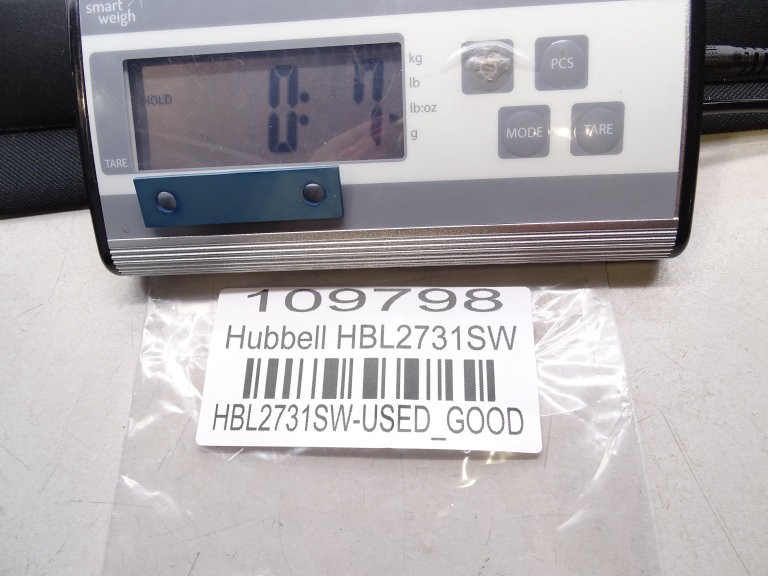 HUBBELL HBL2731SW PLUG