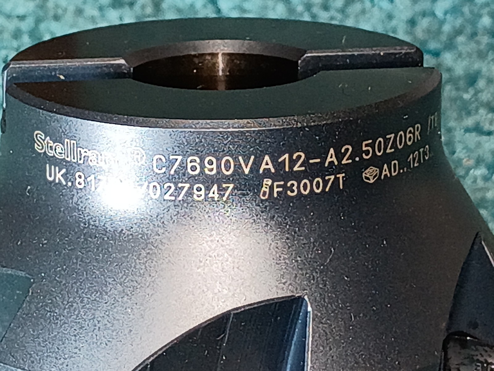 Stellram 2.50″ Face Mill Cutter 90° C7690VA12-A2.50Z06R W/New Walter ADMT WKP25S