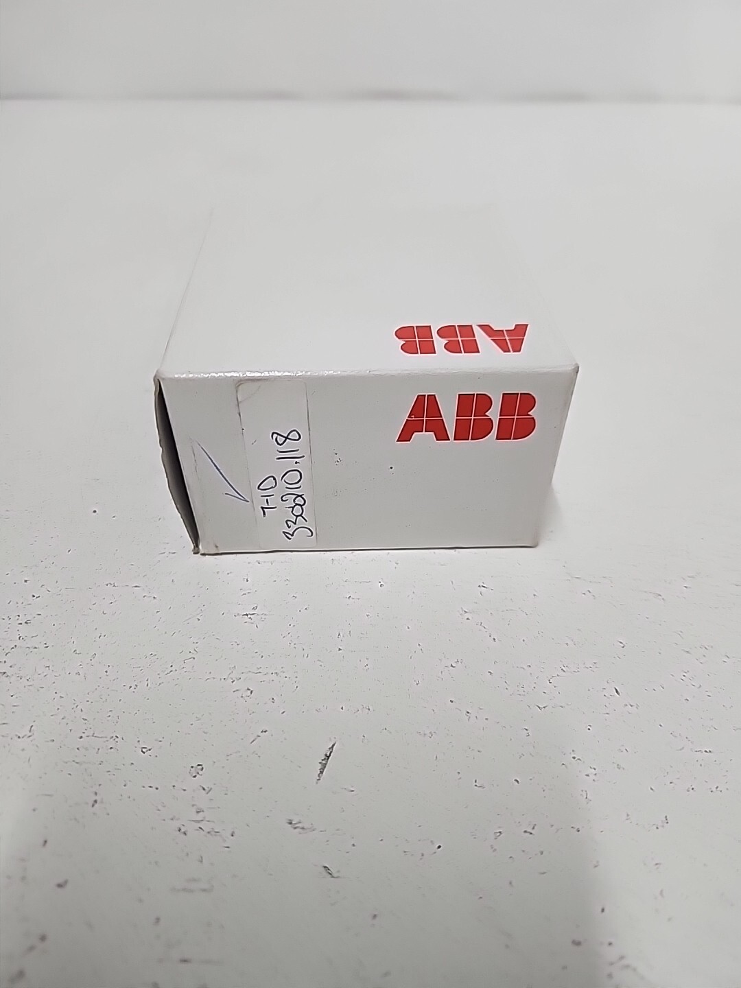ABB 1SBL137001R1101 Contactor Relay 25A AF09-30-01-11 **NOS** **FAST SHIPPING**