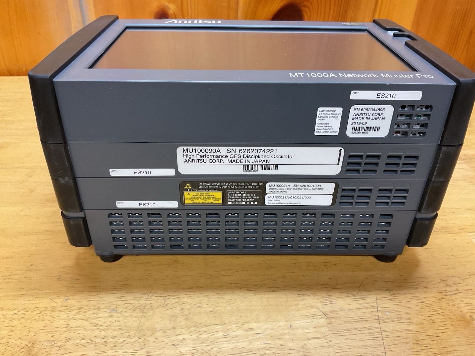 Anritsu MT1000A Network Master Pro; MU100090A, MU100021A, MU100011A Modules