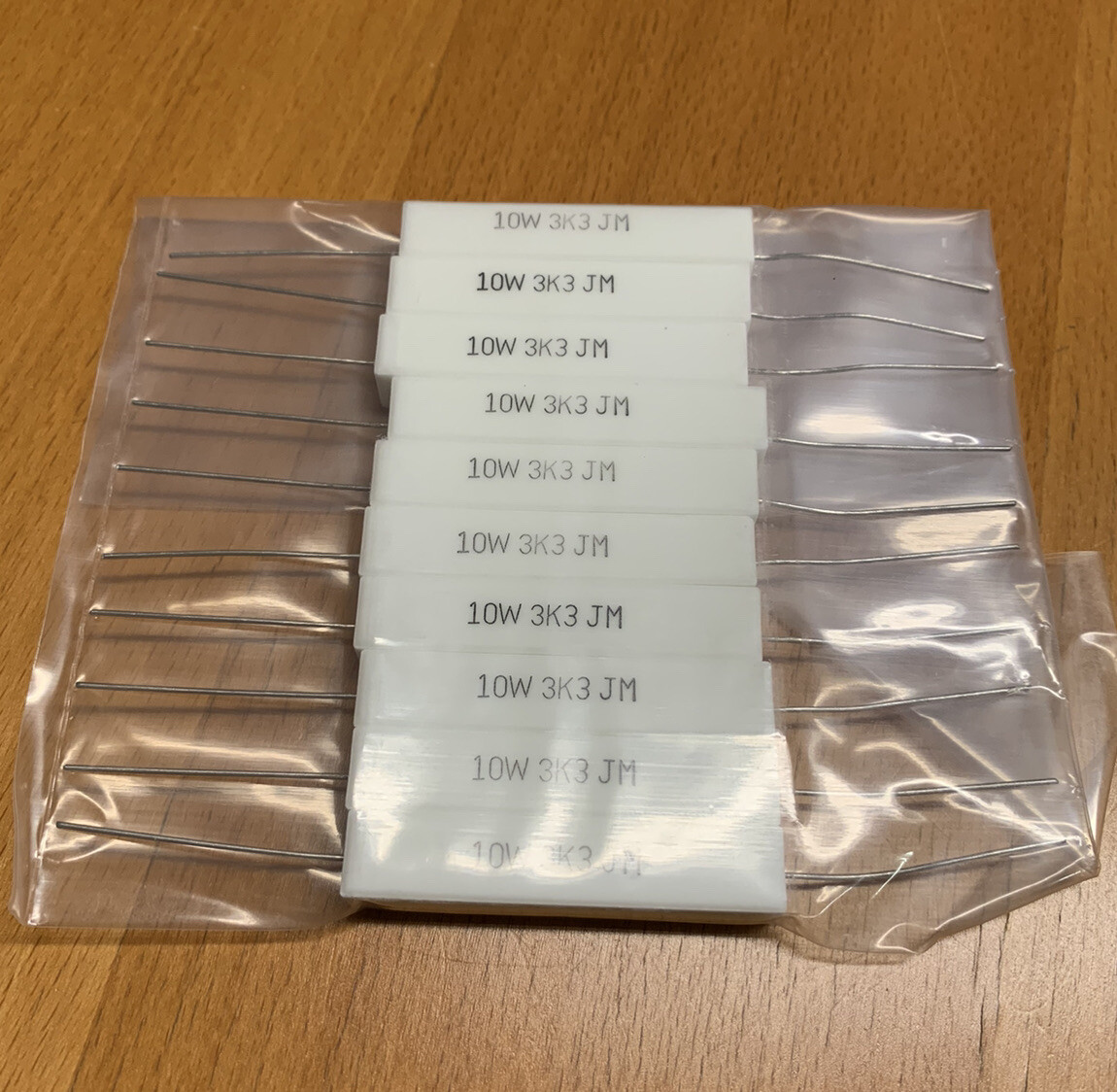 IRC WAFT CAF103301JLF Wirewound Resistor 3.3KOHM 10W, 5% (10pcs = 1 lot)