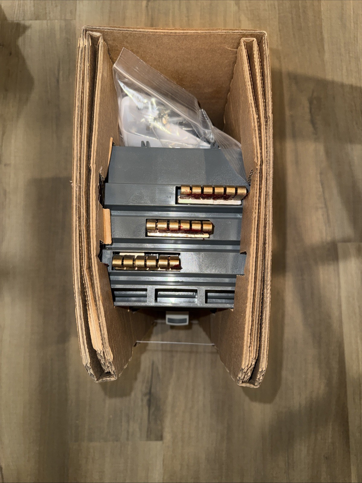 NEW ABB SACE Tmax XT5N 400 Circuit Breaker 3P 250A Ekip Dip LSI 1SDA102451R1