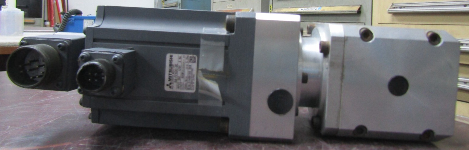 😀 MITSUBISHI 3000 RPM AC SERVOMOTOR 129V 3.6A 600W HA-FF63C-UE W/ RPL GEAR BOX
