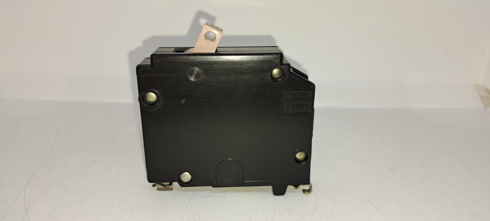 Cutler Hammer CH120 20 Amp 1 Pole Circuit Breaker METAL FOOT