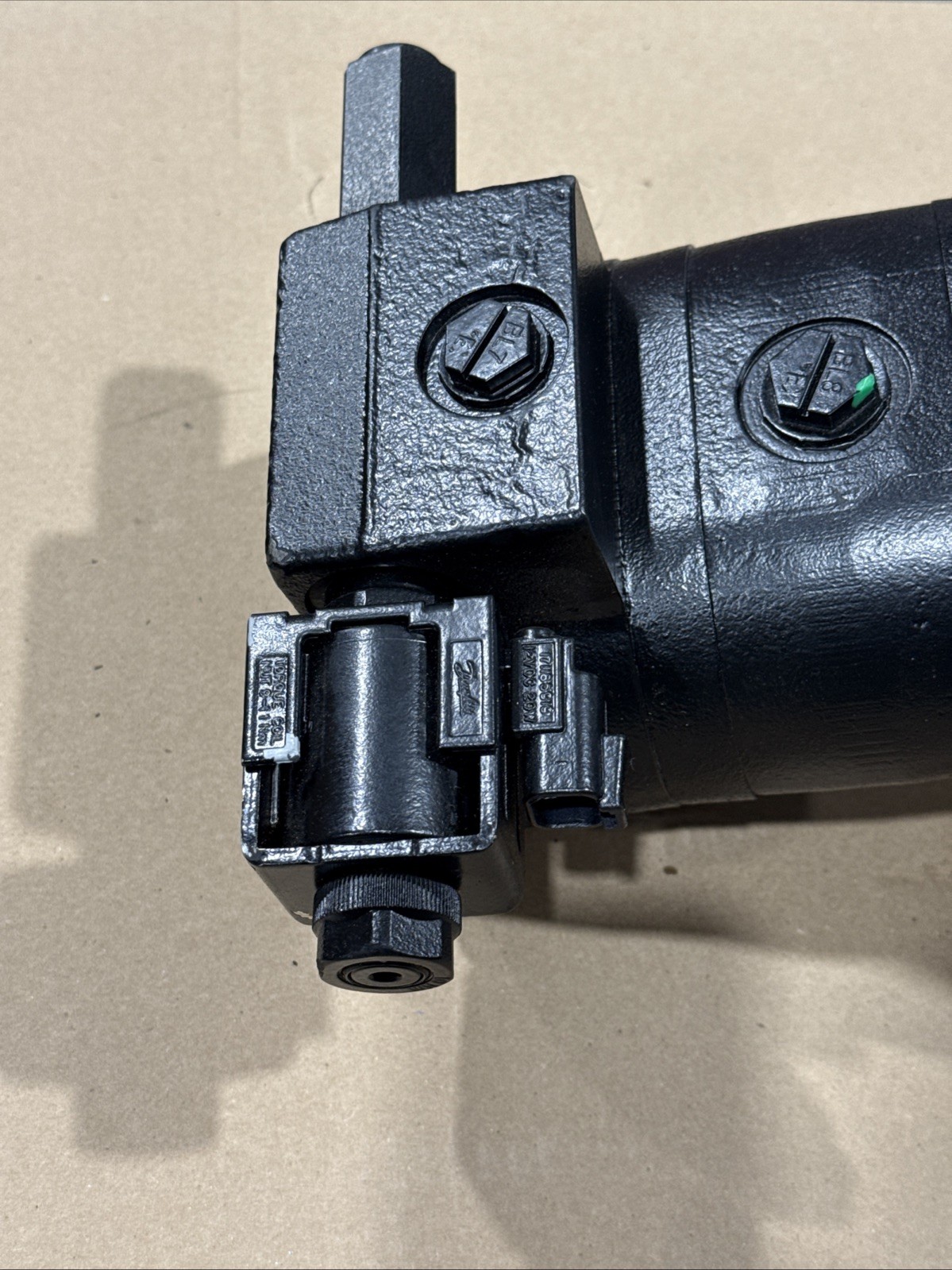Danfoss 333/X0744 Hydraulic Gear Pump 38/14/17CC