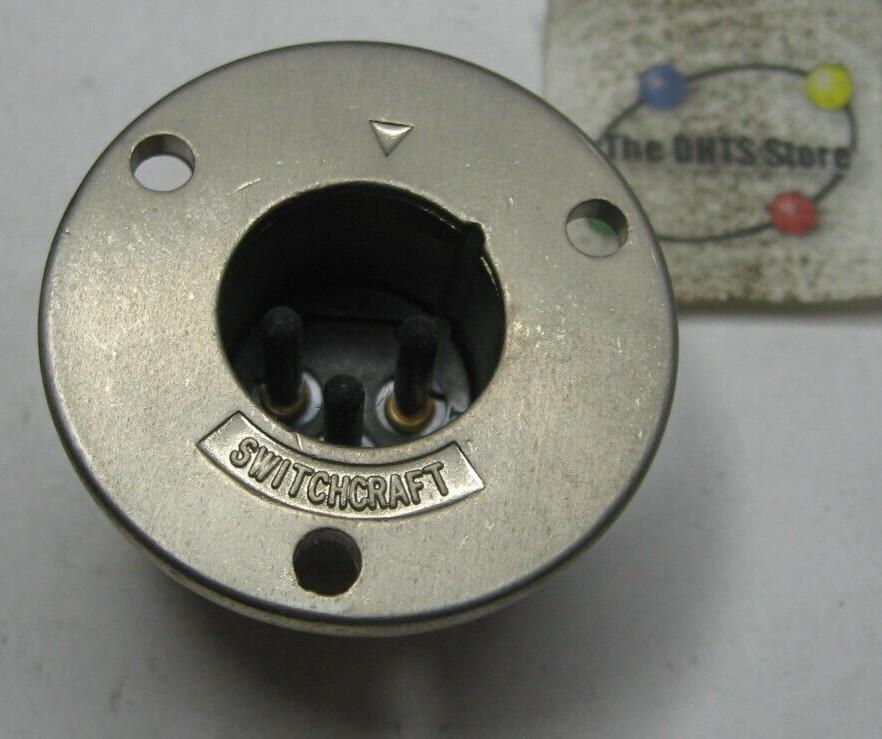 C3M XLR Connector Switchcraft 3 Pin Male Round Panel-Mount – NOS Qty 1