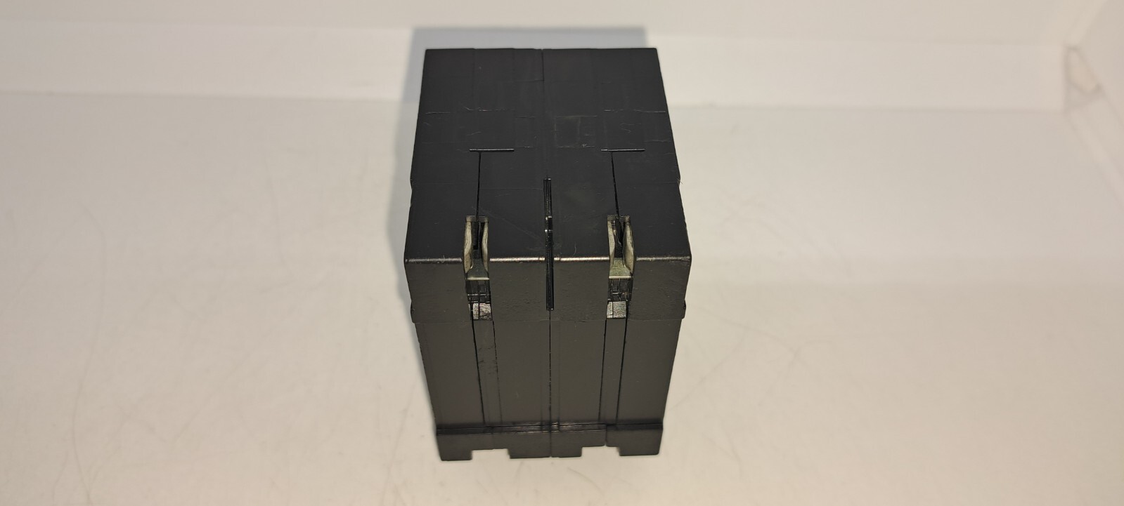 Square D HOMT2020250 240V Non-Common Trip Circuit Breaker