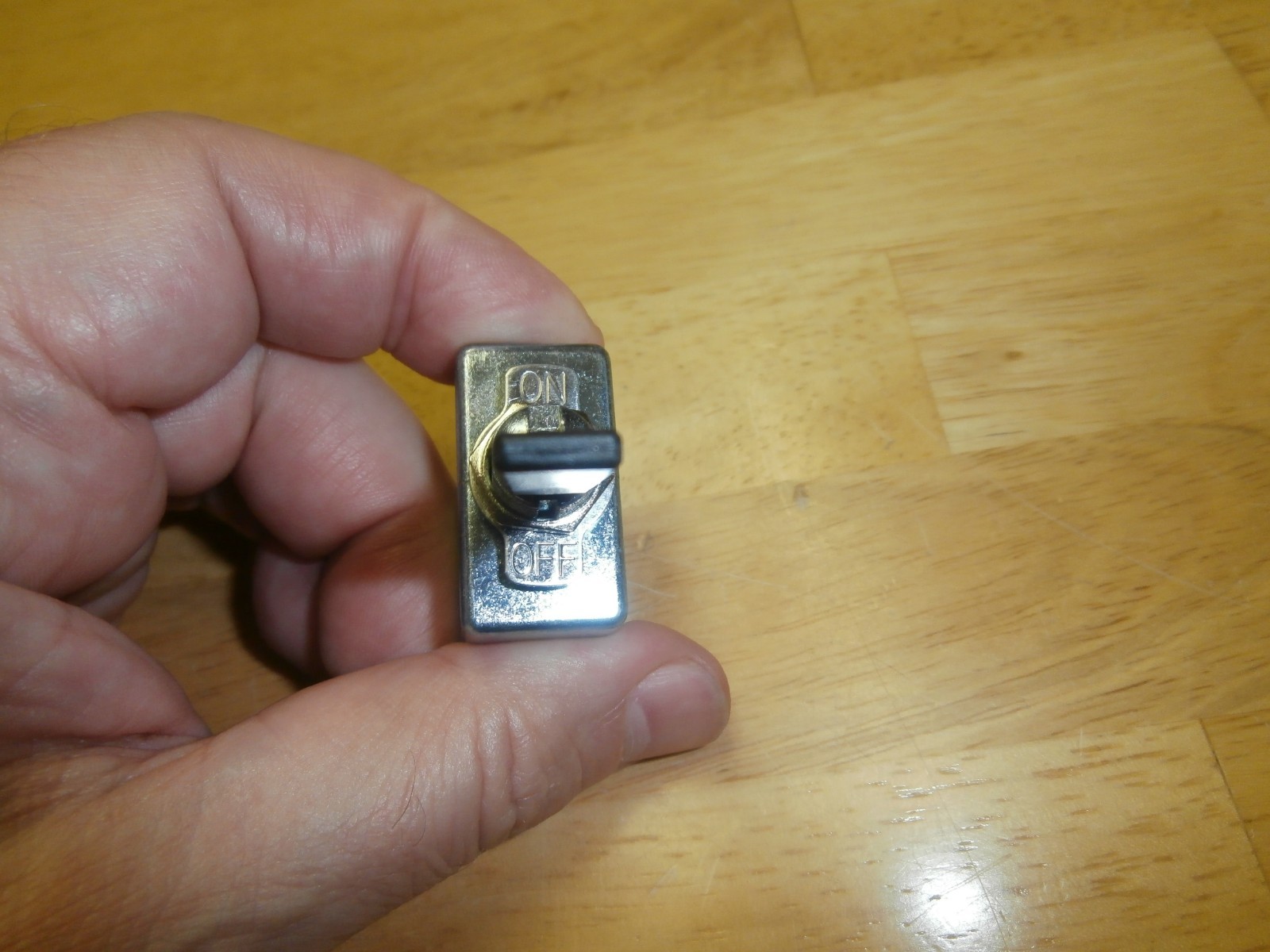 50 Amp 12VDC SPST ON/OFF Black Automotive/Marine Toggle Switch Philmore 30-12240