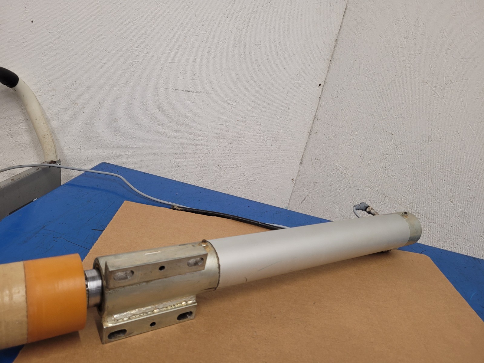 Heavy Duty Pneumatic Double Acting 2″ Bore 13″ Extention Air Pnematic Cylinder